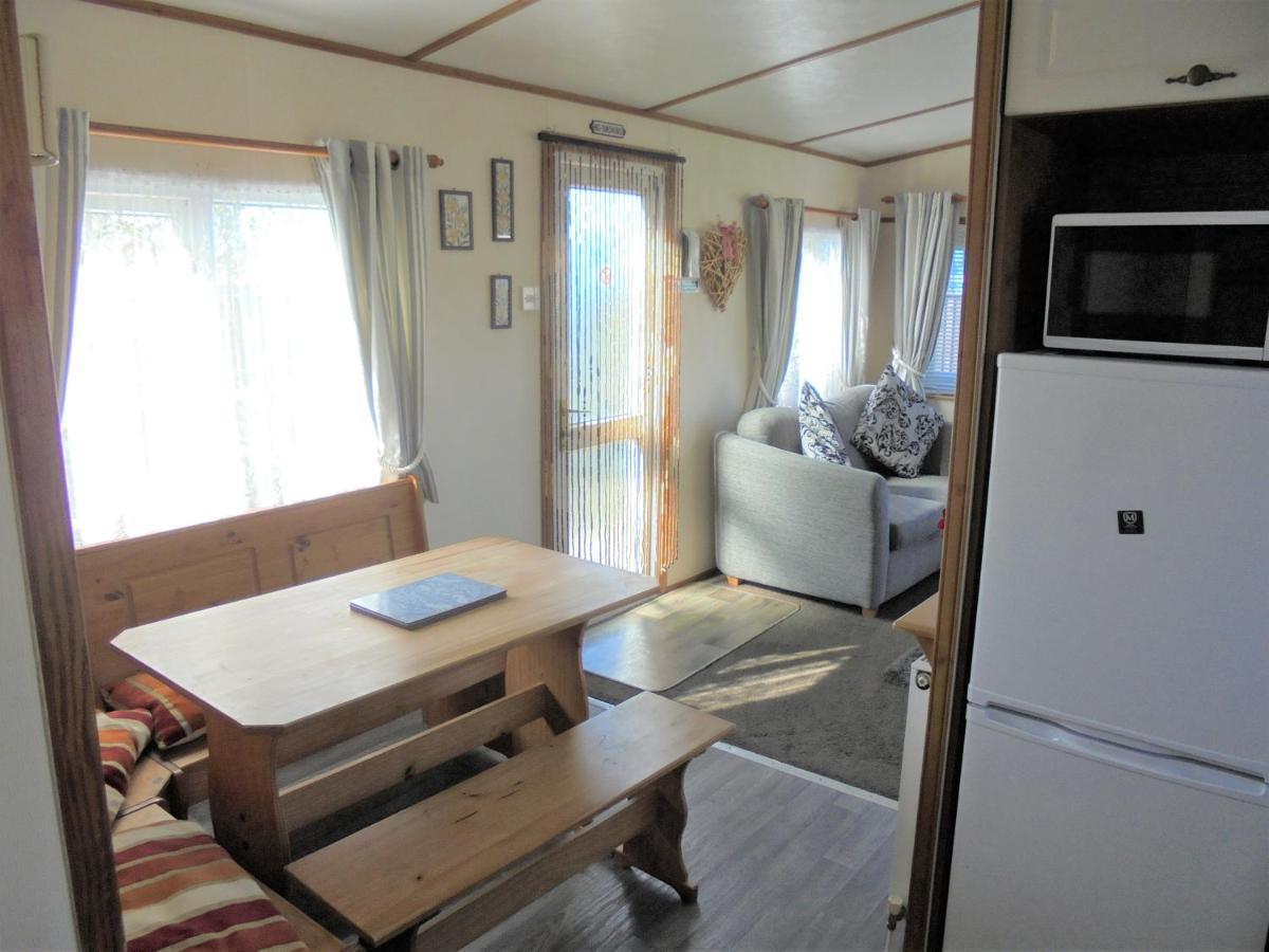 6 Berth Central Heated On The Chase Інголдмеллс Екстер'єр фото